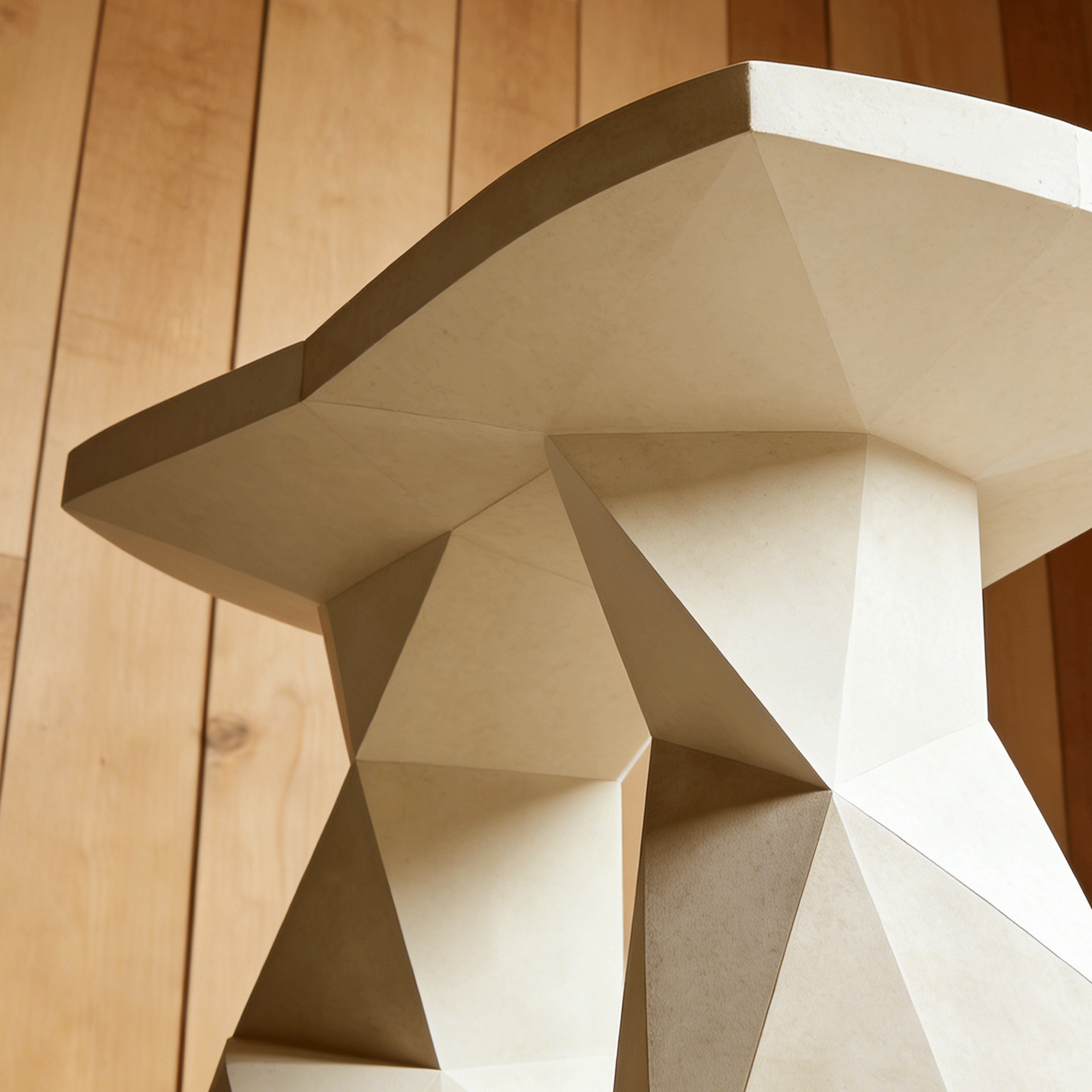 Detalle del banco minimalista de madera