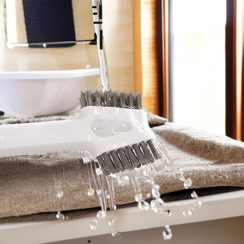 Self-absorbing stainless steel wire brush in use