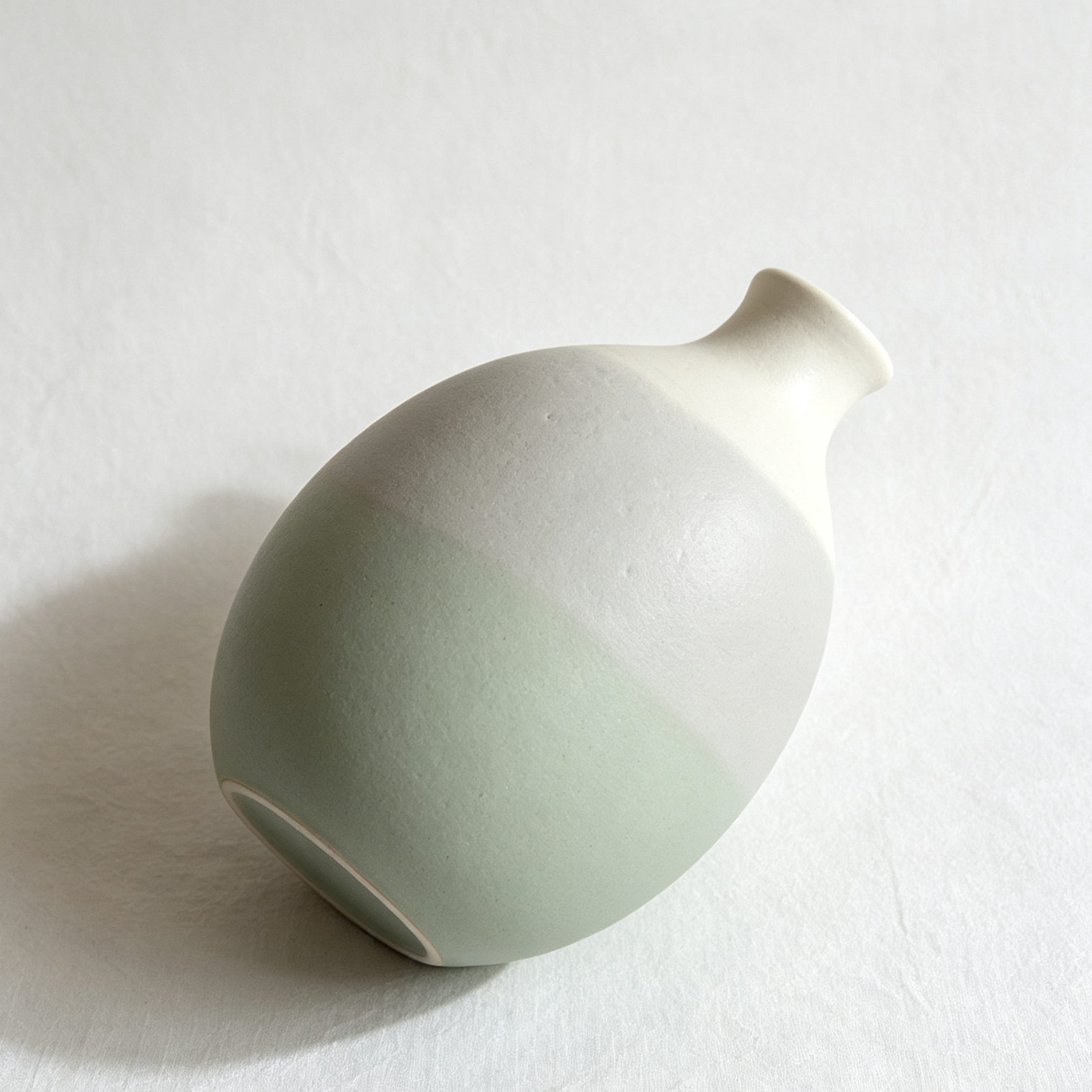 Set of three mini vases with three-color gradient design