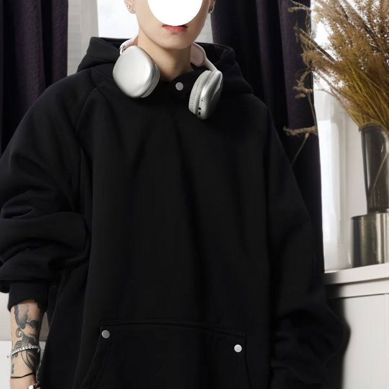 カップルで着こなす秋の万能アメリカンヘビーウェイトフーディー