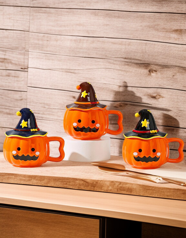 Modern ceramic drinking cup with tight lid