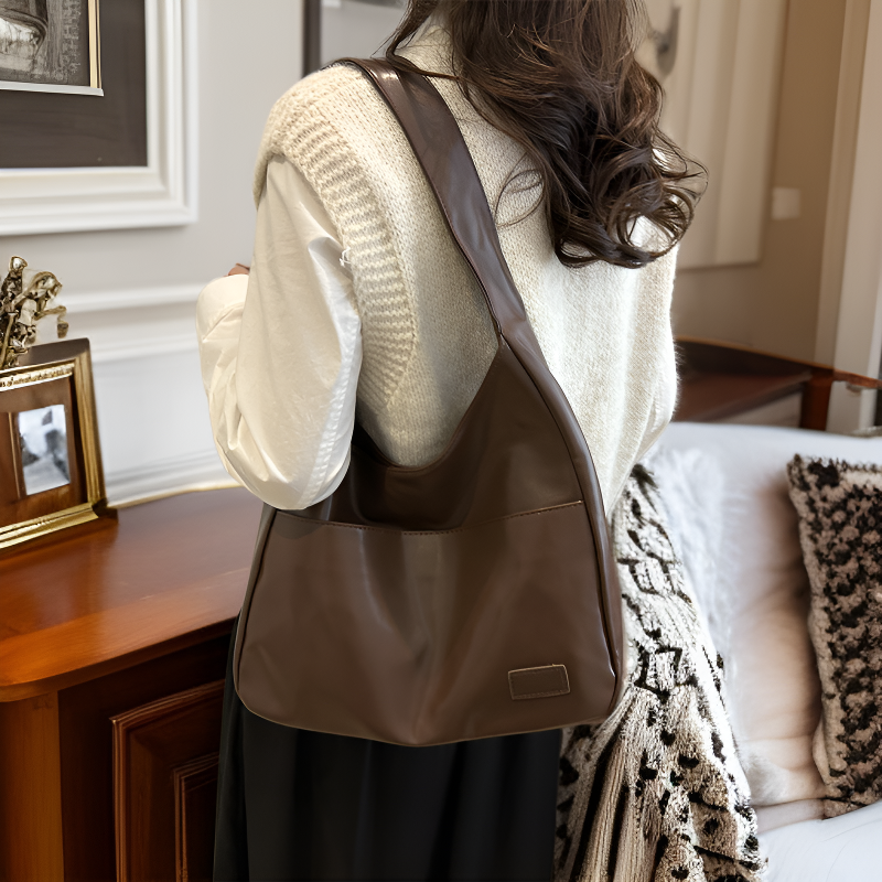 حقيبة نسائية فاخرة ذات سعة كبيرة بتصميم كلاسيكي