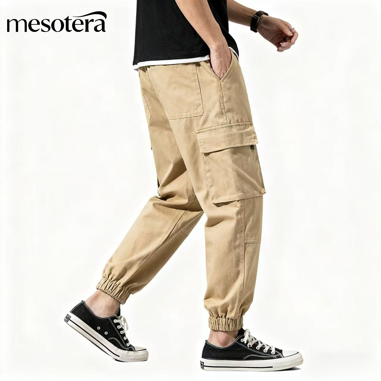 冬の暖かさを追求した厚手のロングパンツ、テーパードカフスのメンズカーゴパンツが登場