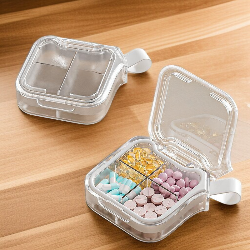 투명 덮개가 있는 휴대용 분격 약물 수납함 정면 사진