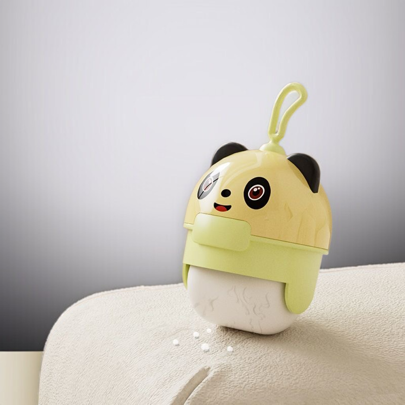 작고 가벼운 휴대용 제모기 손에 쥔 사진