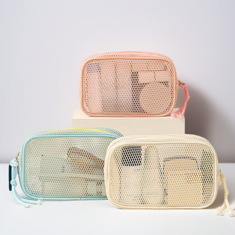 대용량 세면용품 및 화장품 수납백