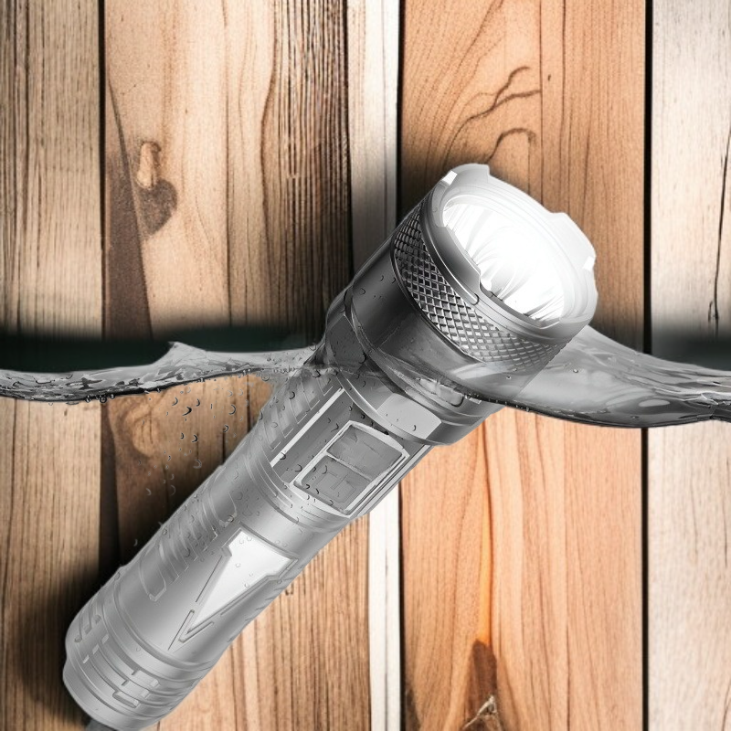 多機能懐中電灯