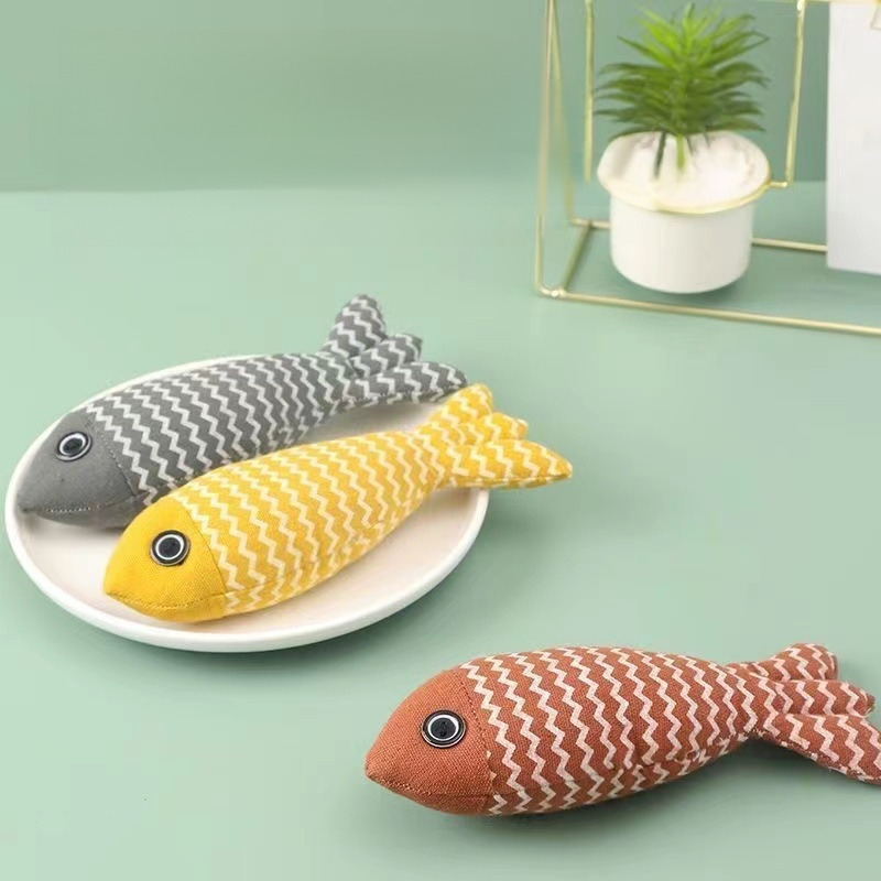 Realistic Fish Cat Toy