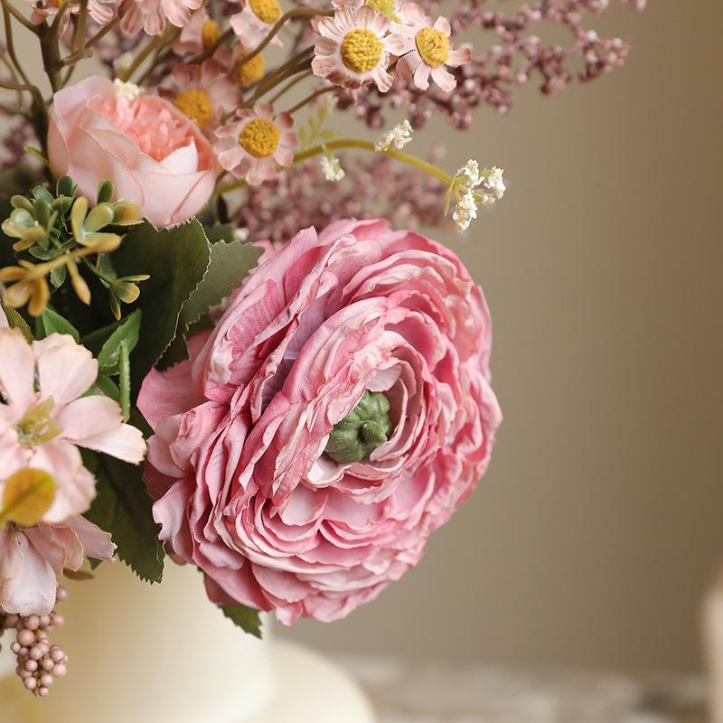 Decorative Dried Flower Bouquet