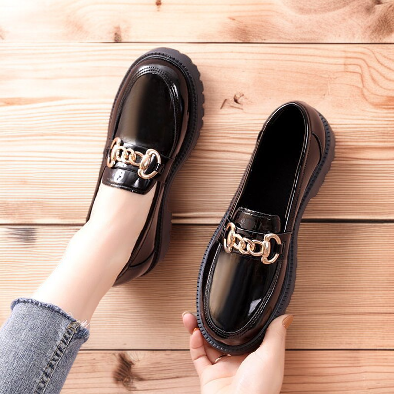 おしゃれなレトロユニフォームシューズ