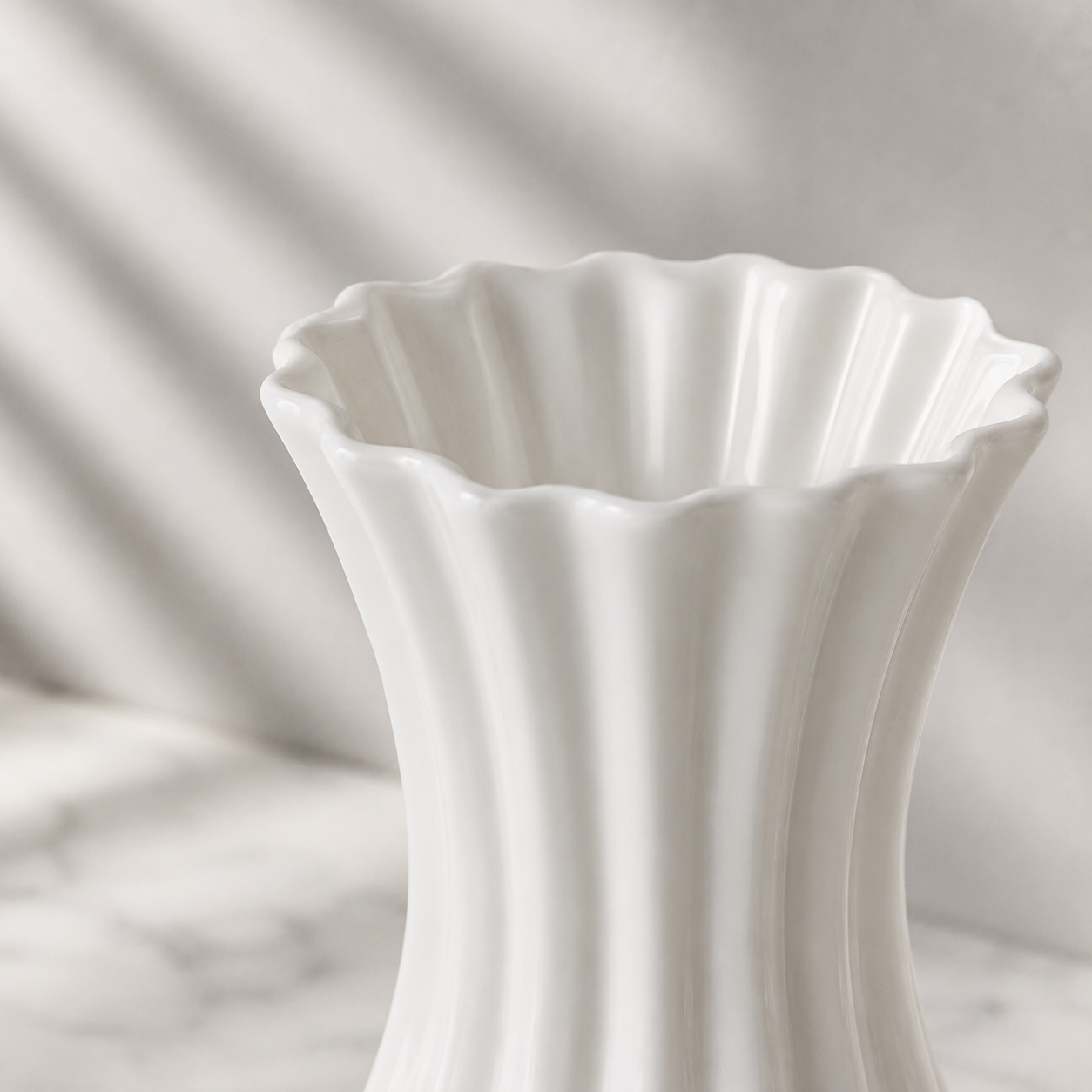 Stilvolle Vase im Instagram-Look im Wohnzimmer