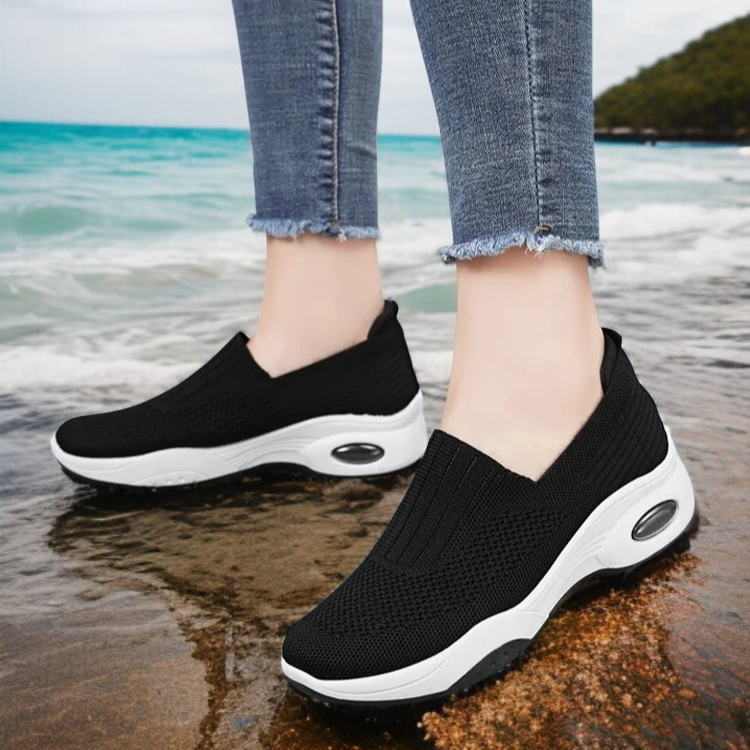 통풍이 잘 되는 운동화 여성 빅사이즈 플랫 통풍 메쉬 운동화 여성 캐주얼 운동화