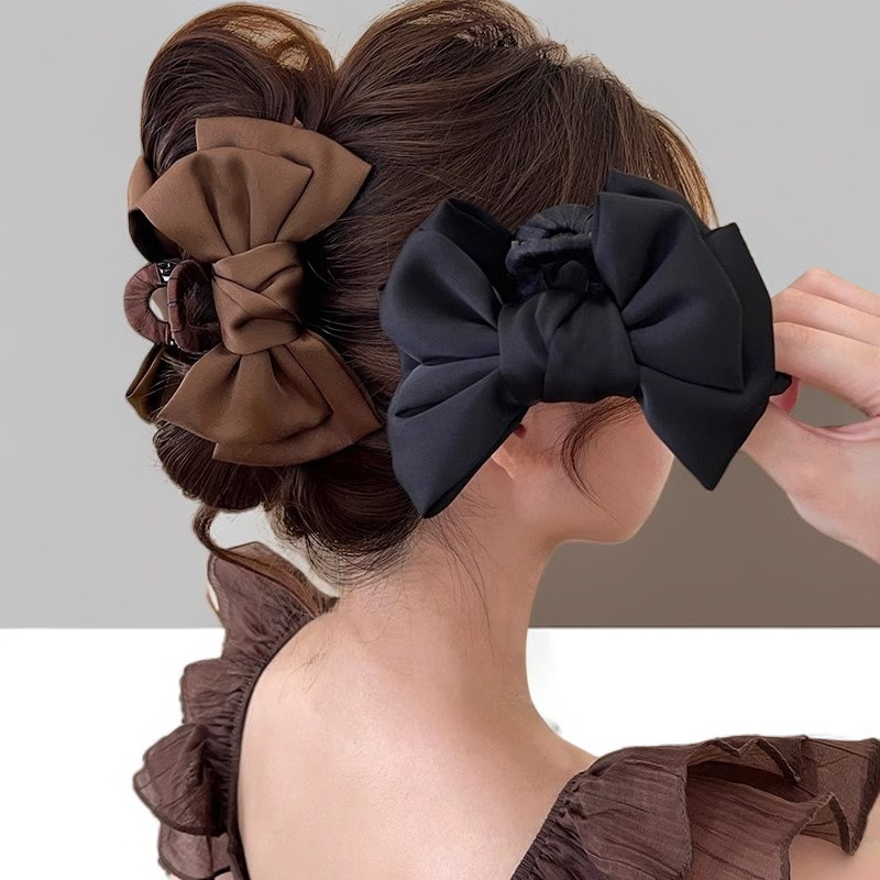 エレガントなサテンリボンヘアクリップの全体画像