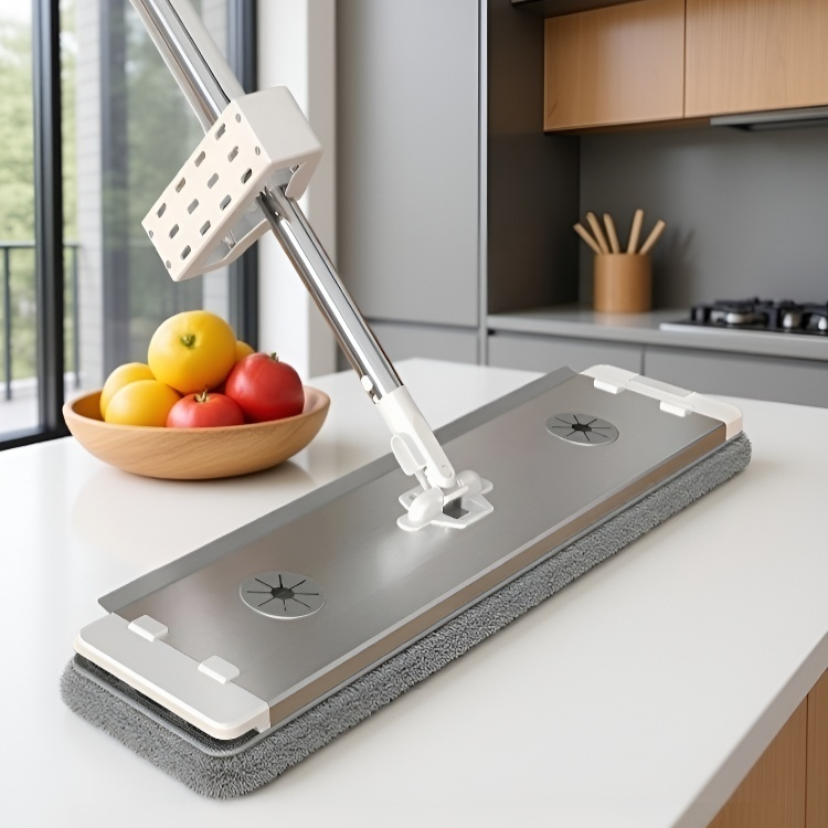 - 耐久性のあるアルミ合金製フラットモップ