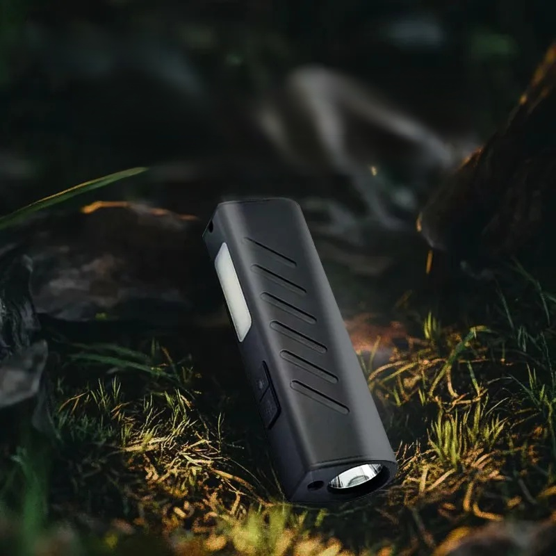 High Power Magnetic Work Flashlight