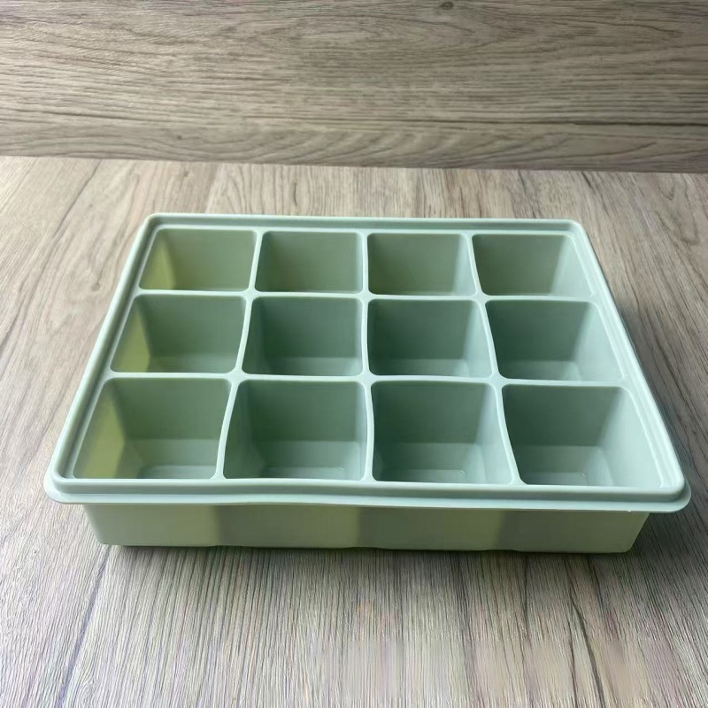 Household 4-Grid Ice Cube Tray with Lid