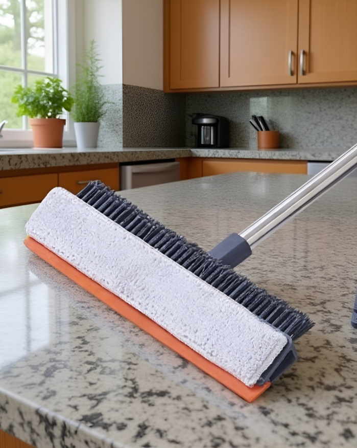 床洗浄機で水拭きしているイメージ