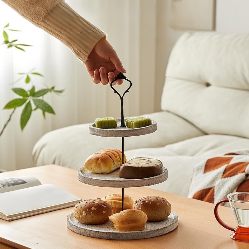 Présentoir à desserts rond à deux niveaux en bois