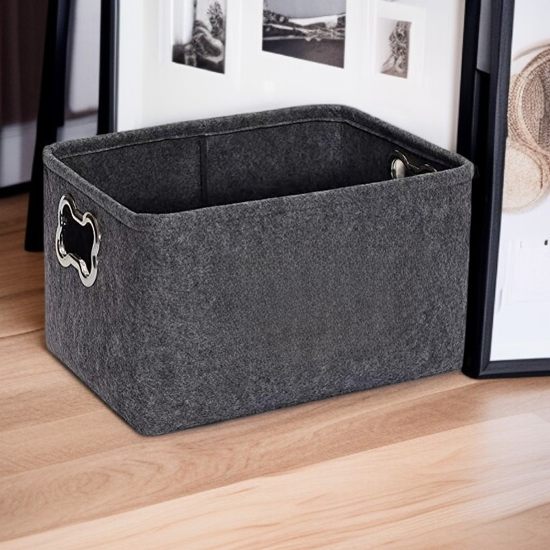 공간 절약형 접이식 세탁 바구니 사용 예시