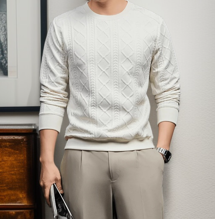 세련된 실타래 소재 니트 상의 디테일