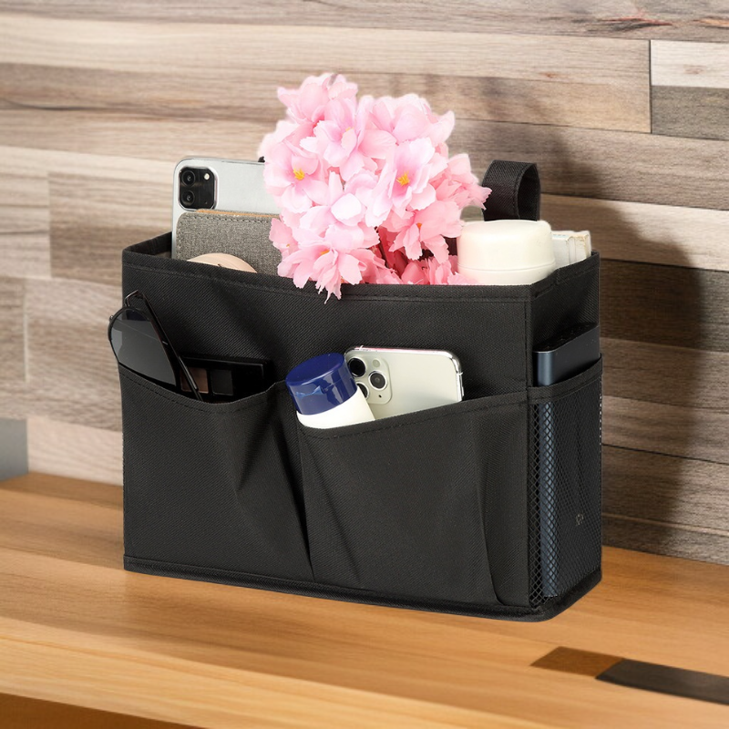 Grand sac de rangement multifonction pour chevet installé sur un lit