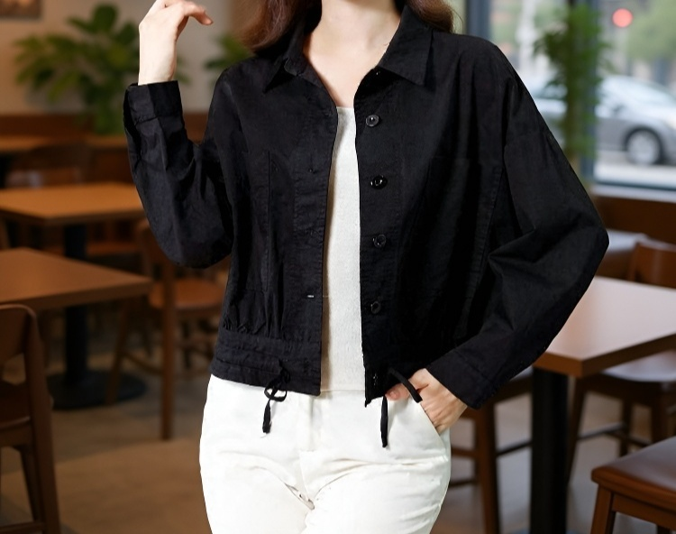 春秋に最適な軽量アウター