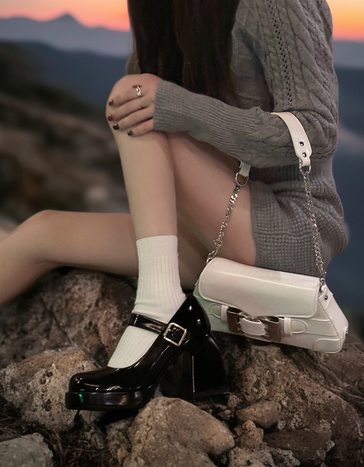 浅い口デザインのエレガントなレディースシューズ