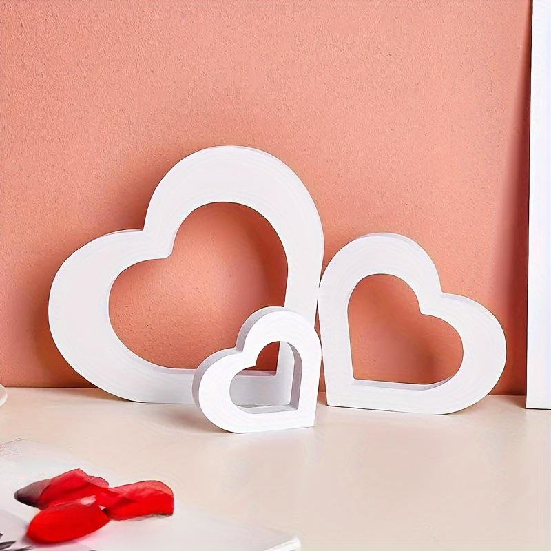 하얀 하트 모양 장식