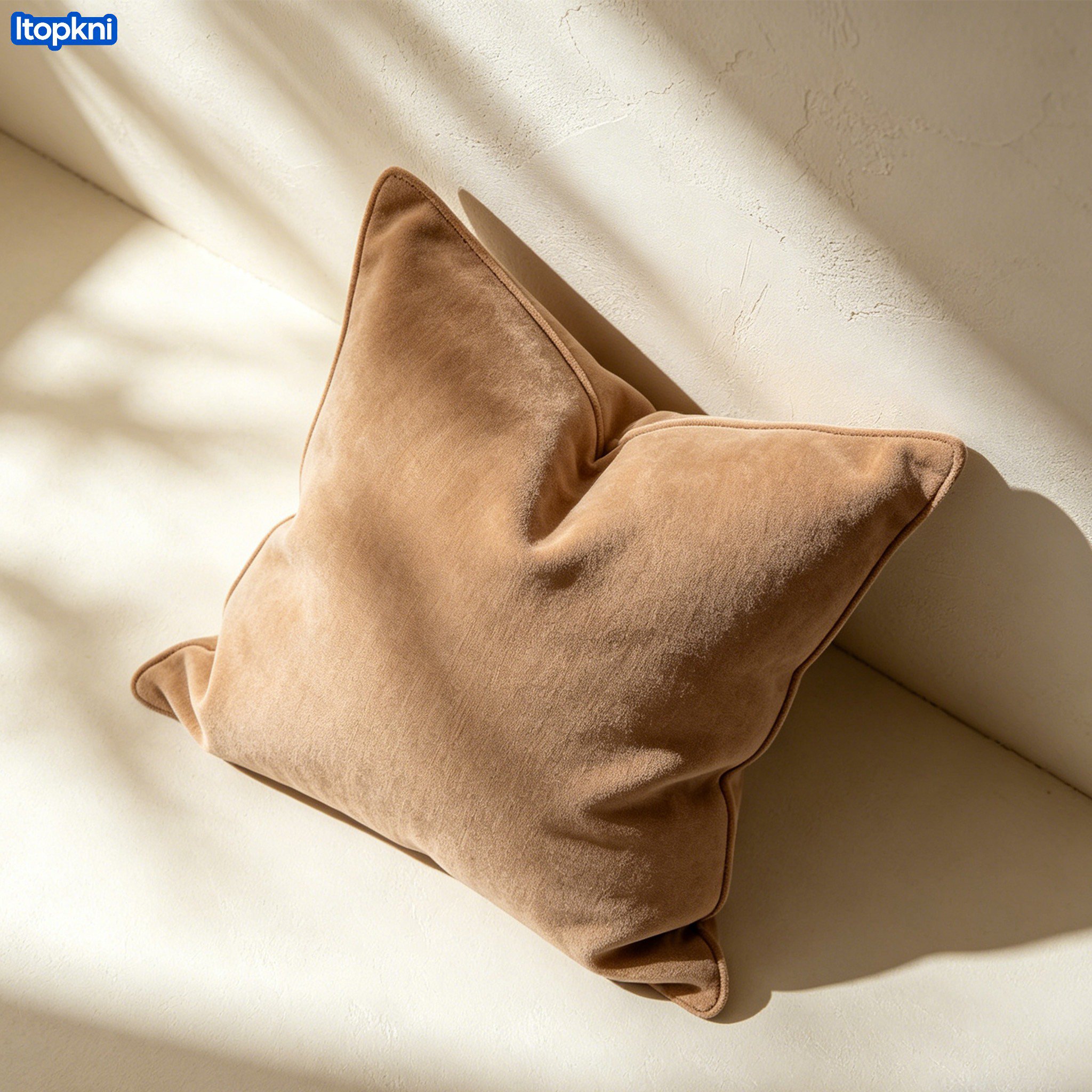 Decorative washable throw pillow for living room