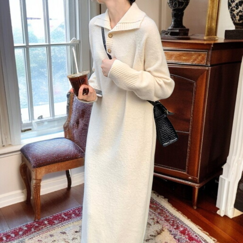 미디엄 롱 터틀넥 니트 원피스