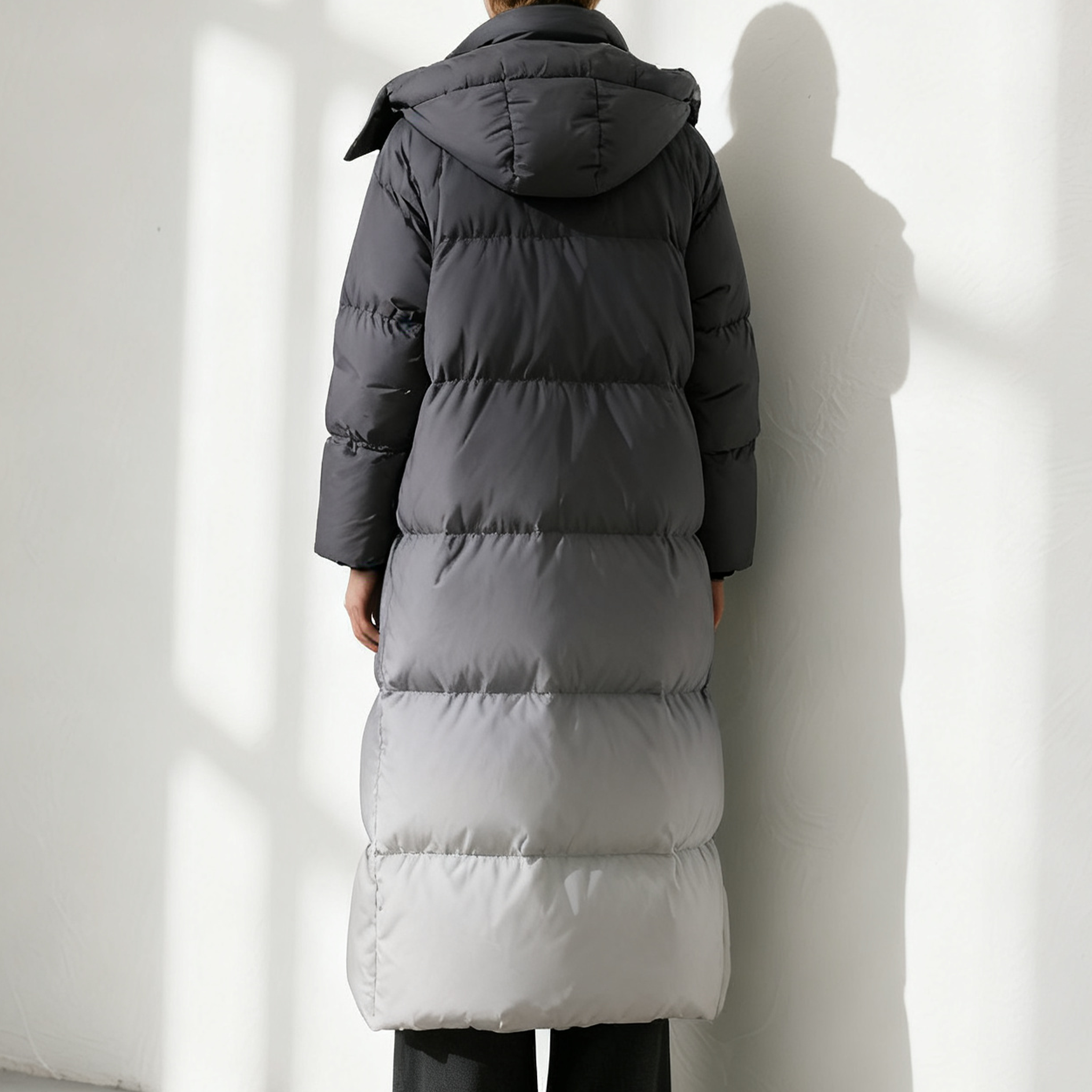 여성 롱 기장 그라데이션 다운 자켓