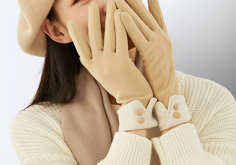 時尚女士手套搭配示範