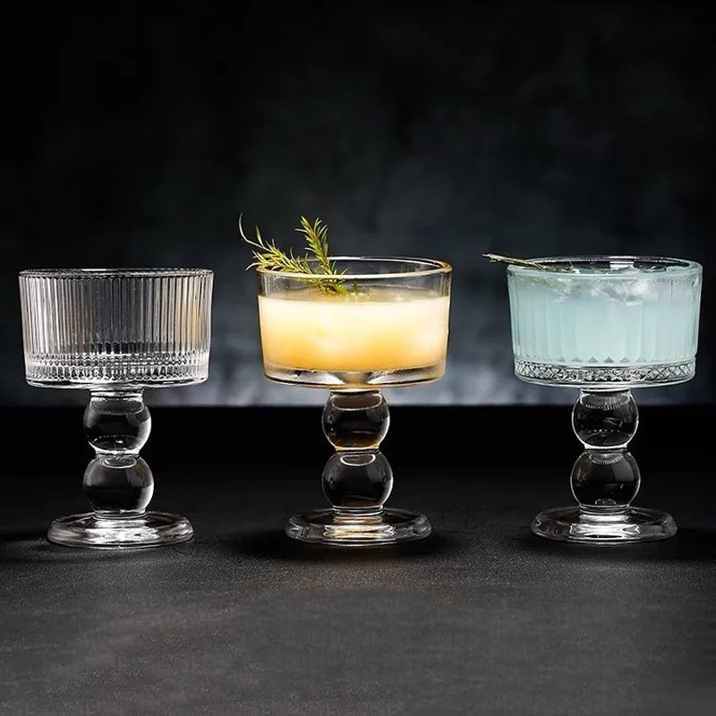 แก้วไวน์กาแฟโยเกิร์ต