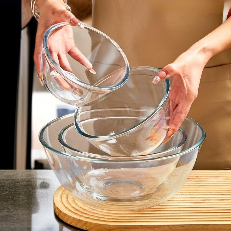 High borosilicate glass mixing basin for baking and cooking