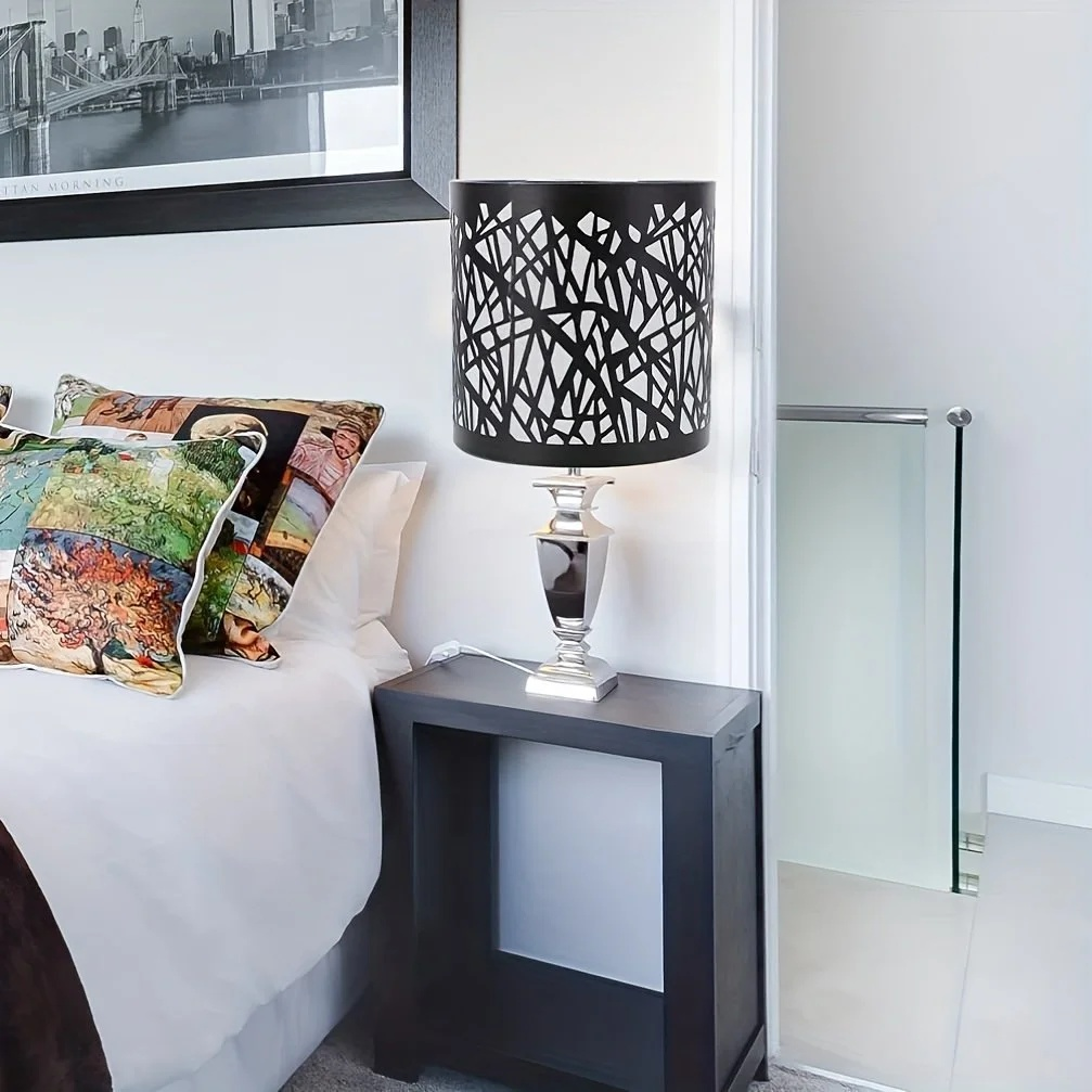 Lampenschirmdesign mit hohler Glühbirne