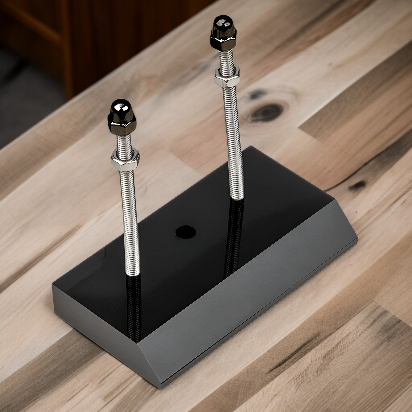 رف لوح تزلج بأربع عجلات من قطعة واحدة