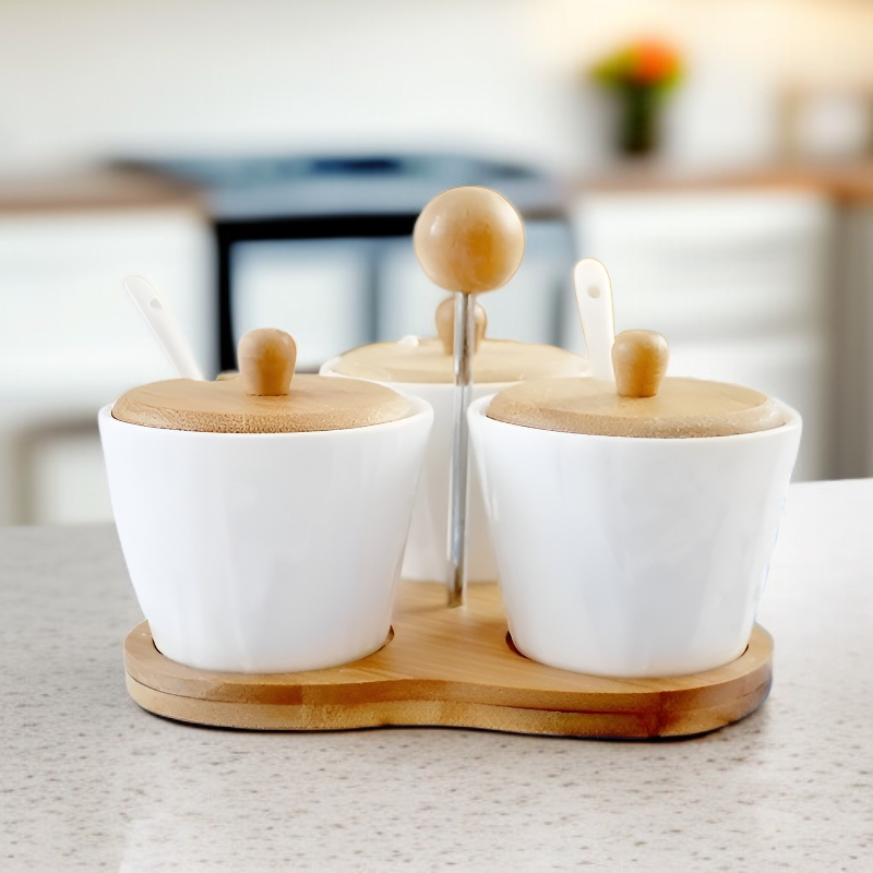 陶器のスパイス瓶