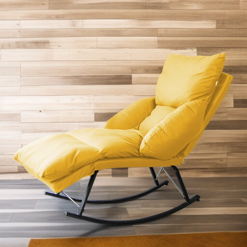 등받이를 젖히거나 앉을 수 있는 가정용 소파 의자