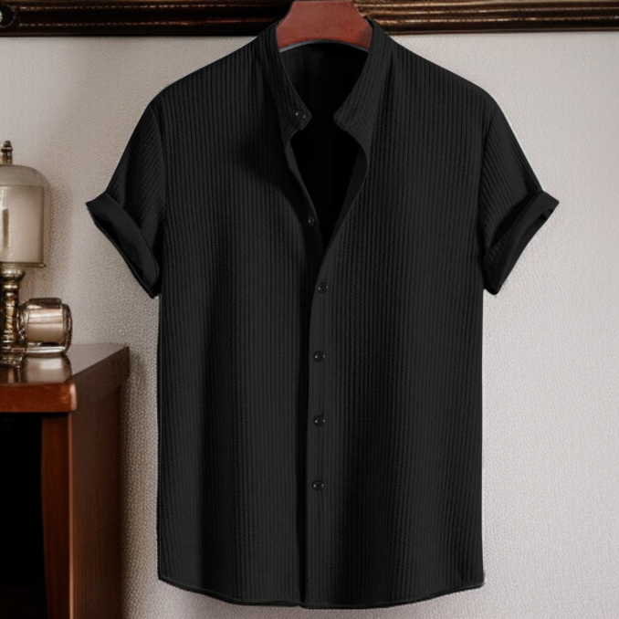 夏のメンズ半袖シャツ 無地 メンズ半袖トップス メンズシャツ