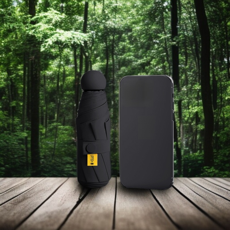 Small umbrella for easy carrying in bags