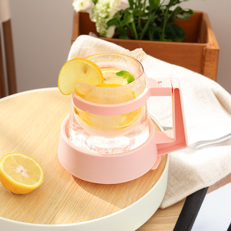  Kubek do napojów z lodem, piwa i owoców o efektownym wyglądzie