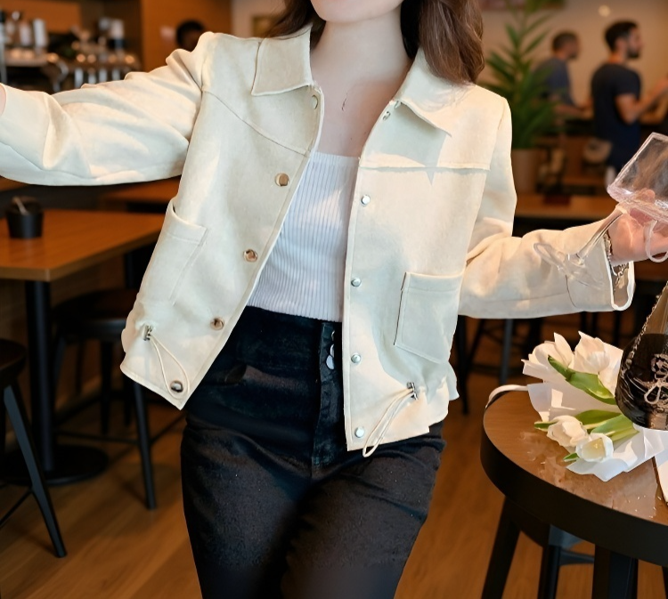 다재다능한 캐주얼 재킷 앞모습