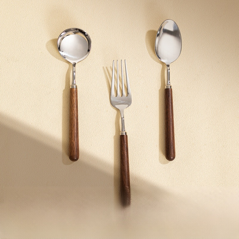 Lžíce z ořechového dřeva a nerezové oceli 304