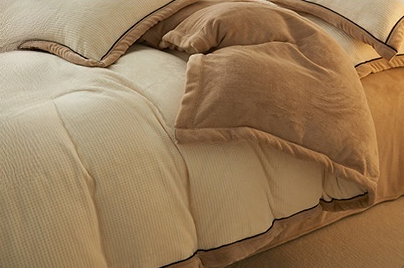 Warm and breathable milk velvet quilt core
