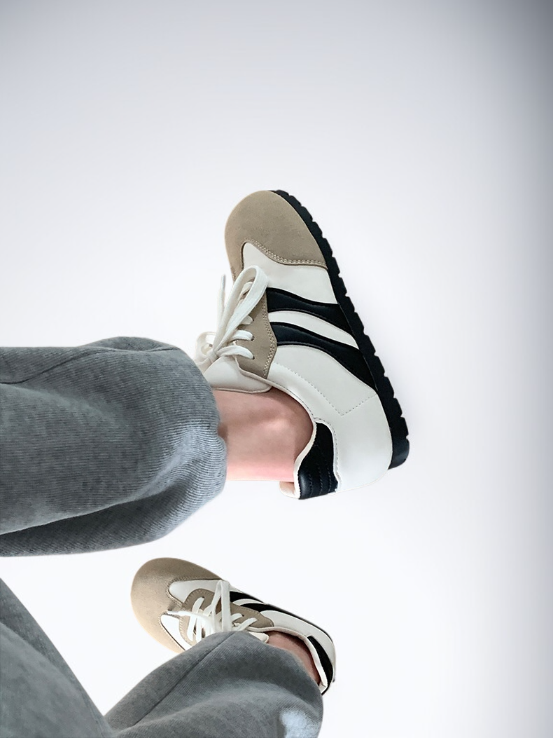 플랫 트레이닝화 밑창 디테일