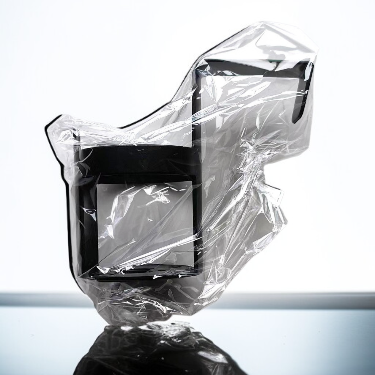 車用コップ物置棚のドリンクホルダー機能