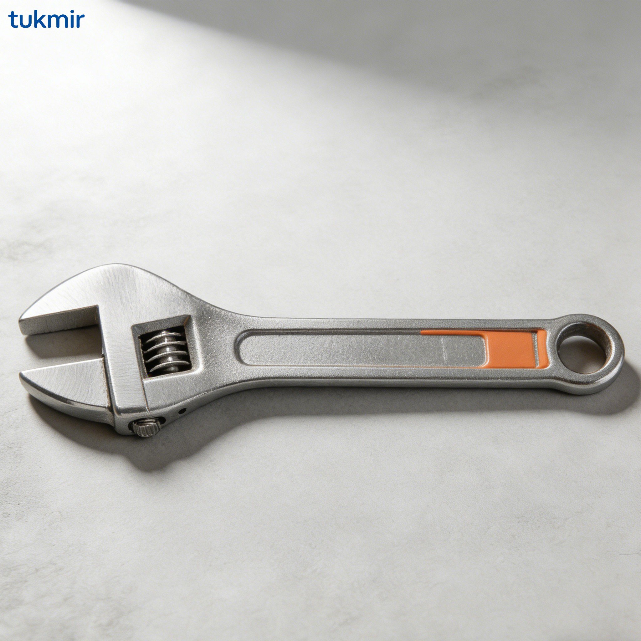 Ergonomic handle design wrenches