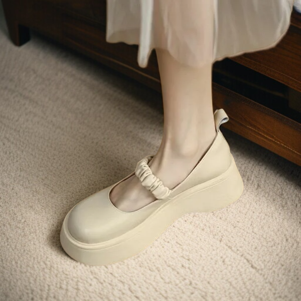 키 작은 학생 봄가을 학생 단화 펌프스 여성 키높이 통굽 메리제인 일자 스트랩 학생 단화