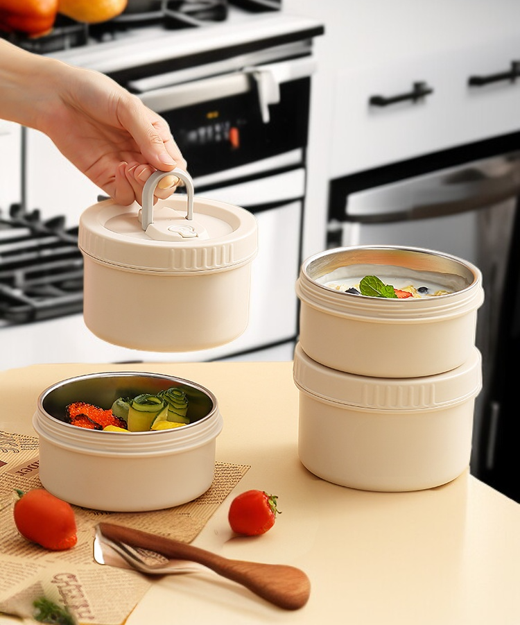 Lunchbox dla ucznia w plecaku