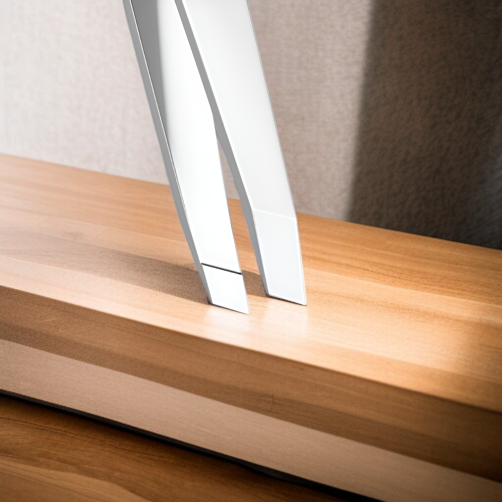 남녀 모두 사용 가능한 족집게 세트